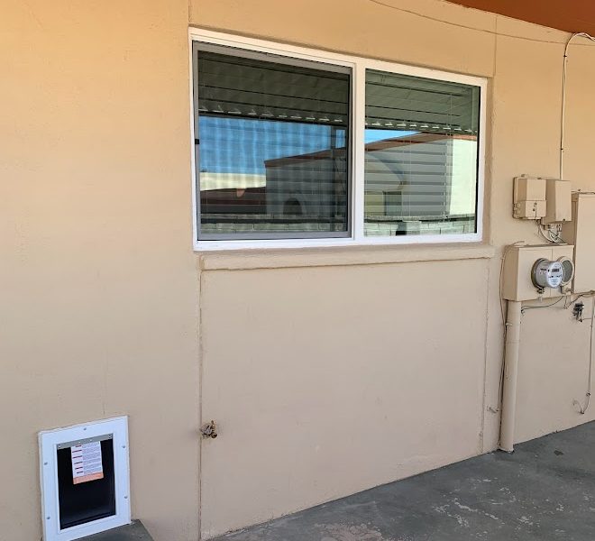 2nd bedroom and doogy door